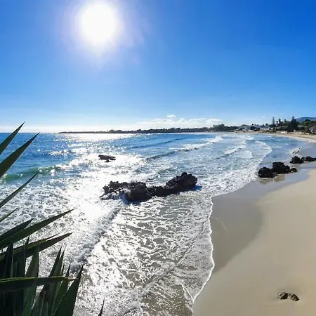 Indipendente A Due Passi Dal Mare Villa Fontane Bianche
