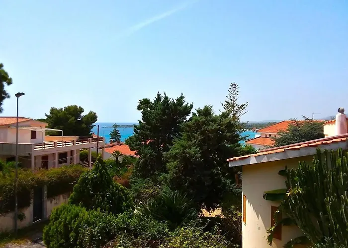 Indipendente A Due Passi Dal Mare * 冯塔尼比安奇