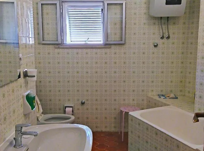 Indipendente A Due Passi Dal Mare 冯塔尼比安奇