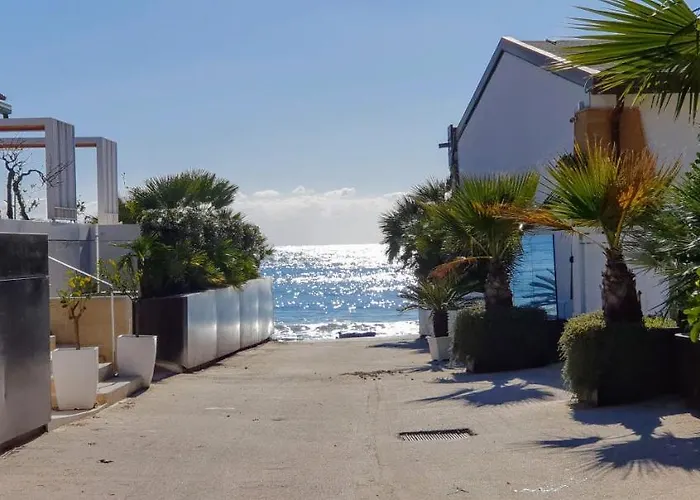Indipendente A Due Passi Dal Mare 别墅