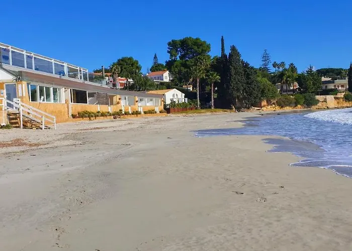 Indipendente A Due Passi Dal Mare